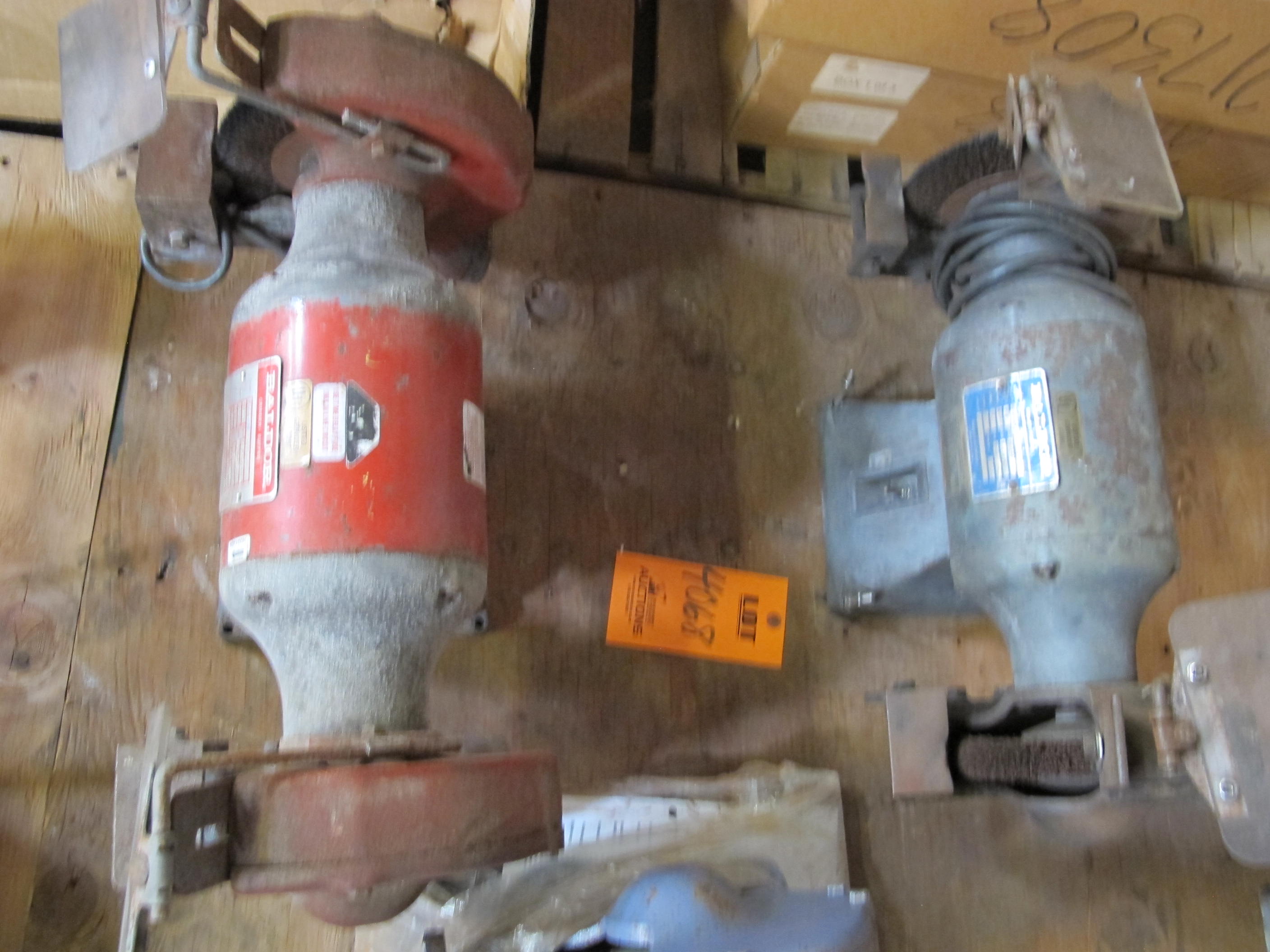 LOT TO INCLUDE: (1) BALDOR GRINDER/BUFFER, CAT# 8107W, 3/4 HP, 1 PHASE, 115/230 V, 4.8/2.4 A, 3600 RPM, (1) BALDOR GRINDER/BUFFER, CAT #862RE, 3/4 HP, 1 PHASE, 115/230 V, 4.8/2.4 A, 3600 RPM. LOADING & HANDLING FEE $15-4068